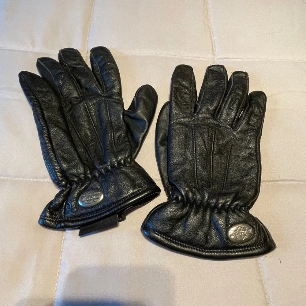 Harley-Davidson Black Leather Riding Gloves - Picture 1 of 5